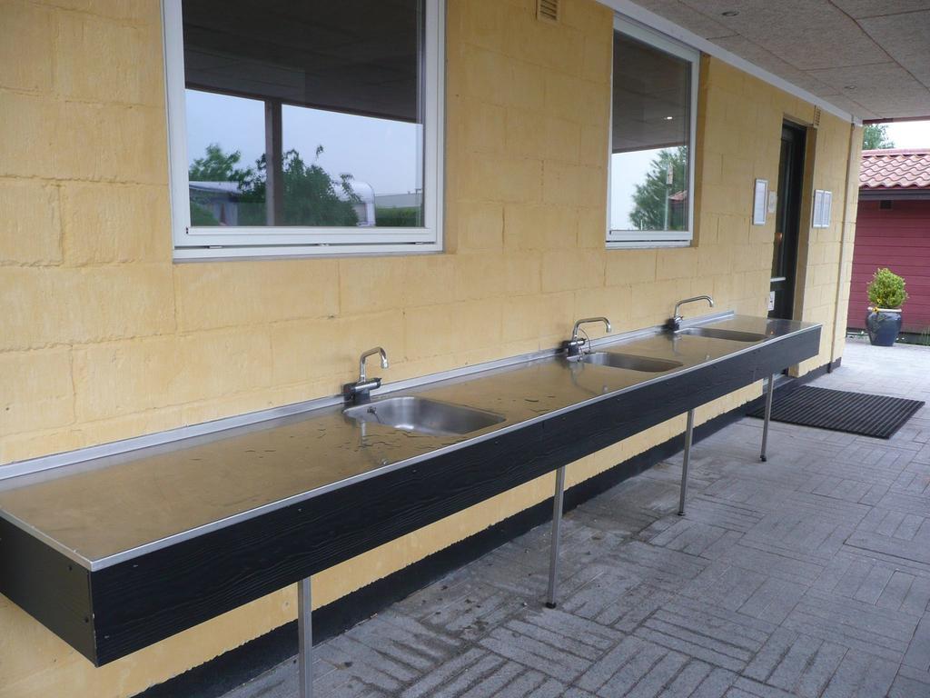 Gasevig Strand Camping Hotel ฮาเดอร์สเลฟ ภายนอก รูปภาพ